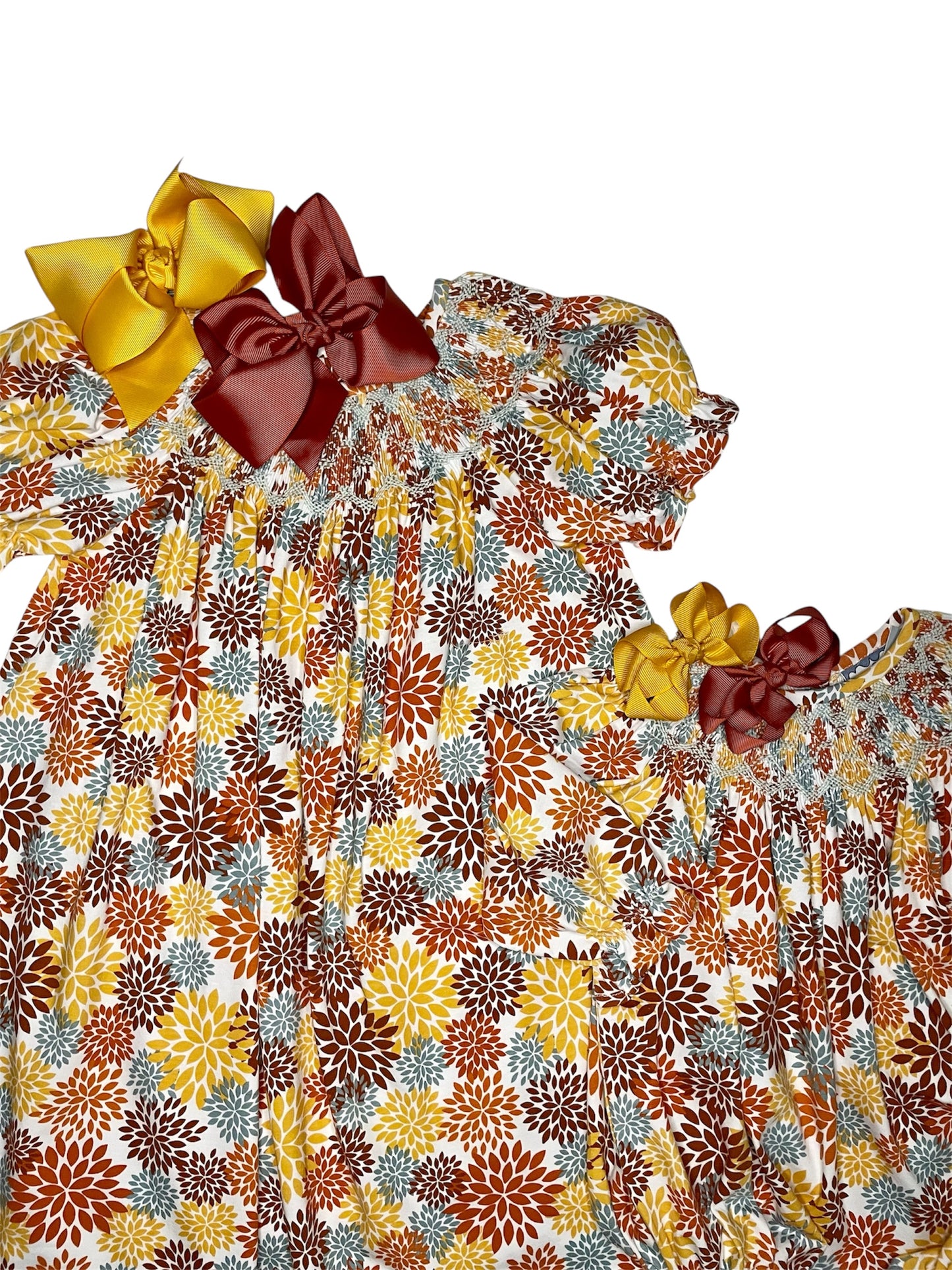 Three Sisters- Majestic Mums Smocked Geo Bishop
