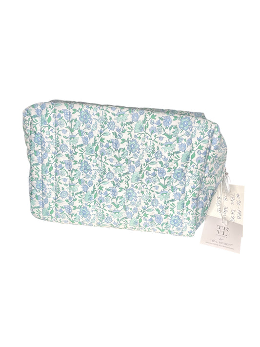 TRVL Design Quilted Hamptons Floral Every Day Travel Bag